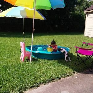 Meet your Posher, Liz